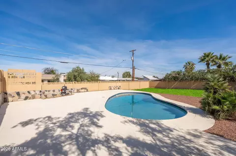 Exterior - 108 E Monte Way, Phoenix, AZ 85042 photo 11 of 12