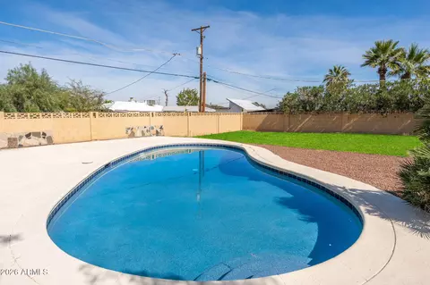 Exterior - 108 E Monte Way, Phoenix, AZ 85042 photo 12 of 12