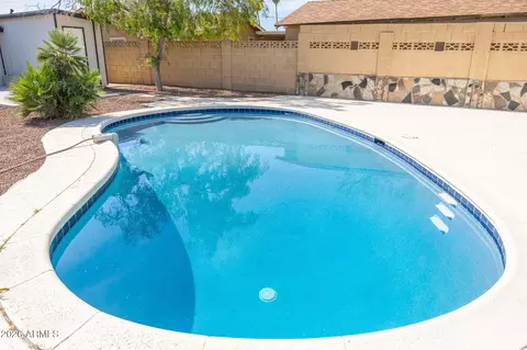 Exterior - 108 E Monte Way, Phoenix, AZ 85042 photo 10 of 12