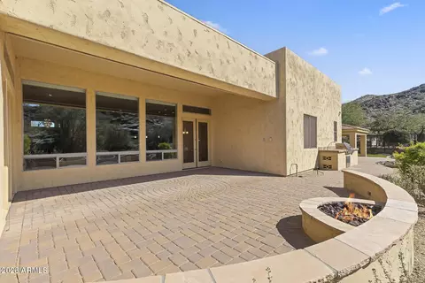 Exterior - 8608 S 28th Pl, Phoenix, AZ 85042 photo 14 of 21