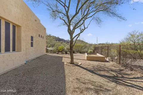 Exterior - 8608 S 28th Pl, Phoenix, AZ 85042 photo 12 of 21