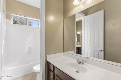 Bath - 8608 S 28th Pl, Phoenix, AZ 85042 photo 12 of 14