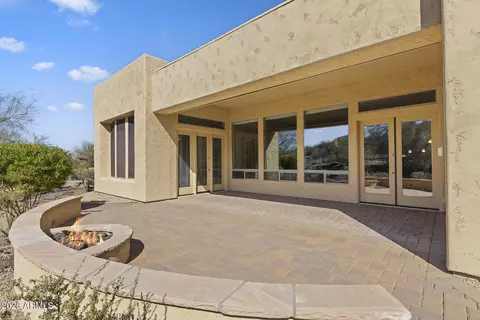 Exterior - 8608 S 28th Pl, Phoenix, AZ 85042 photo 15 of 21