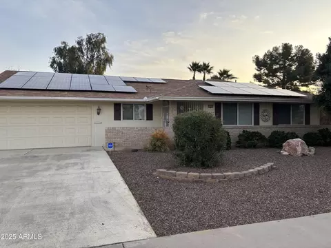 10905 W El Capitan Cir, Sun City, AZ 85351