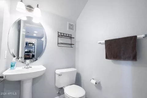 Bath - 3150 E Beardsley Rd #1098, Phoenix, AZ 85050 photo 1 of 4