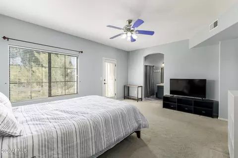 Bedroom - 3150 E Beardsley Rd #1098, Phoenix, AZ 85050 photo 3 of 8
