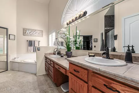 Bath - 7343 E Red Hawk St, Mesa, AZ 85207 photo 2 of 6