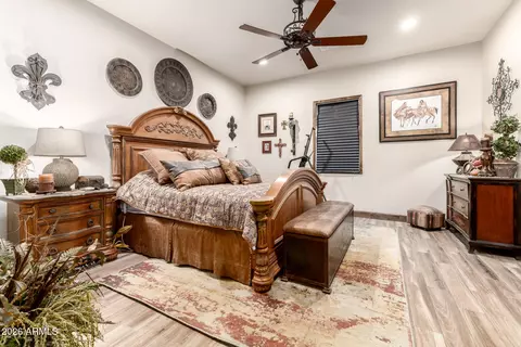 Bedroom - 17524 E Brooks Farm Rd, Gilbert, AZ 85298 photo 1 of 4