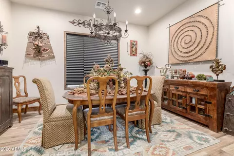 Dining - 17524 E Brooks Farm Rd, Gilbert, AZ 85298 photo 2 of 2
