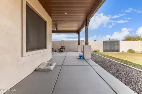 Exterior - 17524 E Brooks Farm Rd, Gilbert, AZ 85298 photo 6 of 9