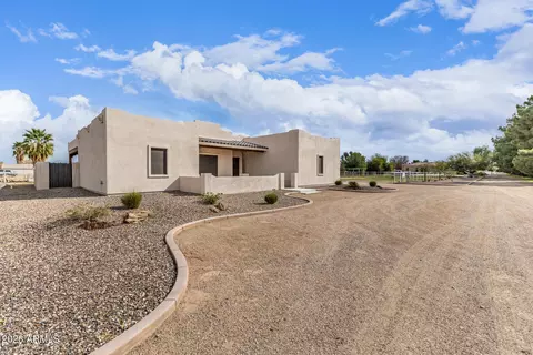 Other - 17524 E Brooks Farm Rd, Gilbert, AZ 85298 photo 2 of 16