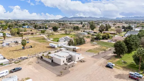 View/Area - 17524 E Brooks Farm Rd, Gilbert, AZ 85298 photo 6 of 6