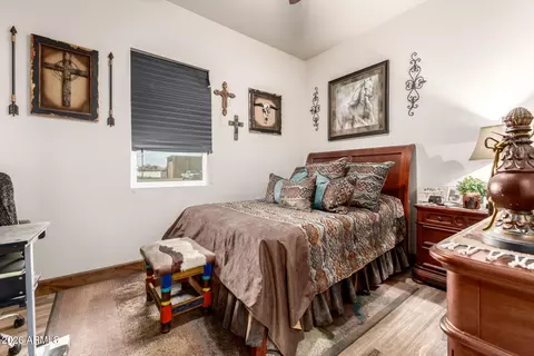 Bedroom - 17524 E Brooks Farm Rd, Gilbert, AZ 85298 photo 4 of 4