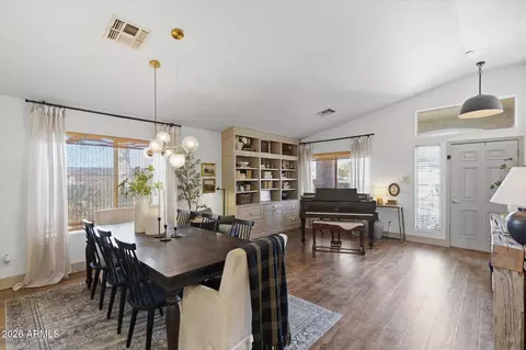 5633 E Grove Cir, Mesa, AZ 85206 photo 9