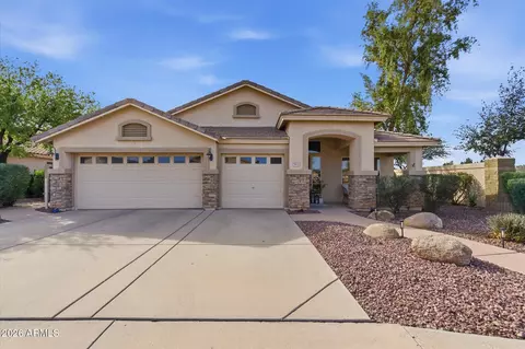 5633 E Grove Cir, Mesa, AZ 85206