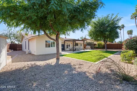 3444 E Windrose Dr, Phoenix, AZ 85032 photo 7