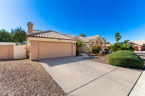 Exterior - 4101 E Morrow Dr, Phoenix, AZ 85050 photo 3 of 9