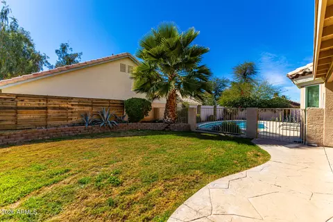 Exterior - 4101 E Morrow Dr, Phoenix, AZ 85050 photo 5 of 9