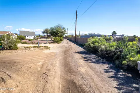 2724 W Blue Eagle Ln #-, Phoenix, AZ 85086 photo 8
