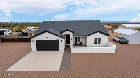 1427 E Whiteley St, Apache Junction, AZ 85119