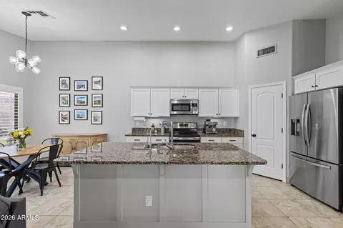 Kitchen - 14202 S 44th St, Phoenix, AZ 85044 photo 2 of 5