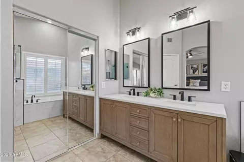 Bath - 14202 S 44th St, Phoenix, AZ 85044 photo 4 of 4