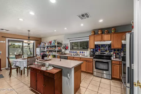 Kitchen - 11223 E Raleigh Ave, Mesa, AZ 85212 photo 3 of 3