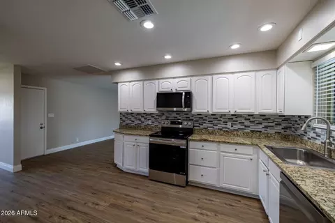 Kitchen - 323 N Hunt Dr E, Mesa, AZ 85203 photo 4 of 4