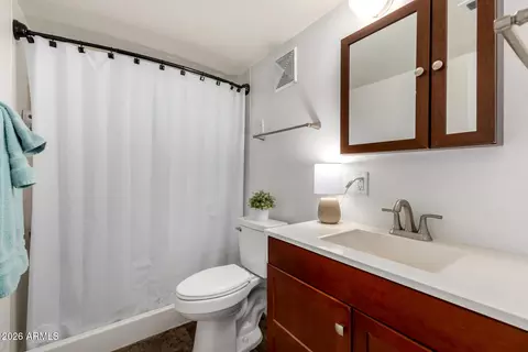 Bath - 1121 S Lawther Dr, Apache Junction, AZ 85120 photo 1 of 1