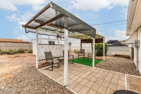 Exterior - 1121 S Lawther Dr, Apache Junction, AZ 85120 photo 2 of 4