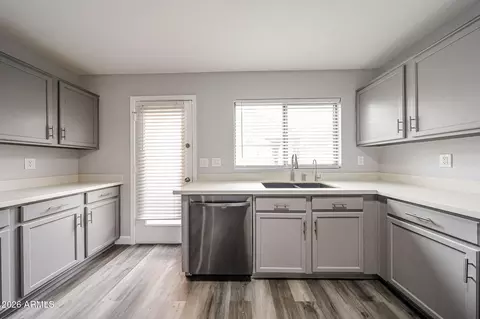 Kitchen - 924 W 10th Ave, Apache Junction, AZ 85120 photo 3 of 5