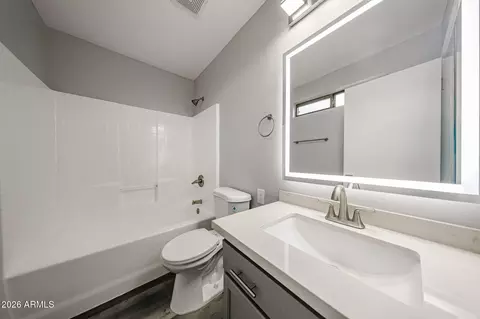 Bath - 924 W 10th Ave, Apache Junction, AZ 85120 photo 2 of 2
