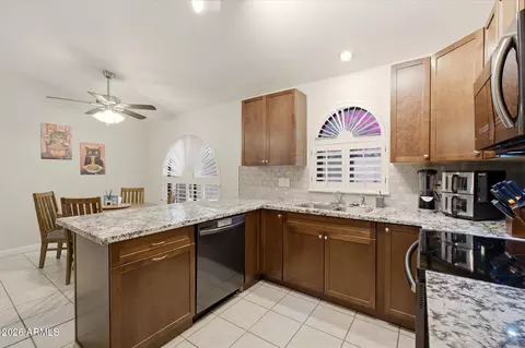 Kitchen - 4619 E Adobe Dr, Phoenix, AZ 85050 photo 2 of 3