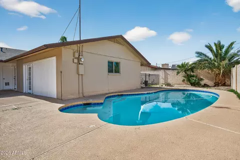 Exterior - 2822 E Yucca St, Phoenix, AZ 85028 photo 10 of 12