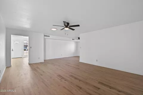 Living - 2822 E Yucca St, Phoenix, AZ 85028 photo 2 of 11