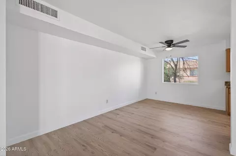 Living - 2822 E Yucca St, Phoenix, AZ 85028 photo 5 of 11