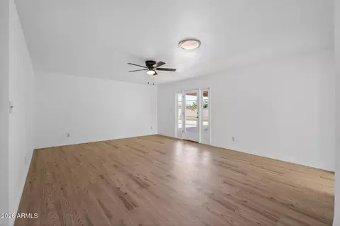 Living - 2822 E Yucca St, Phoenix, AZ 85028 photo 4 of 11