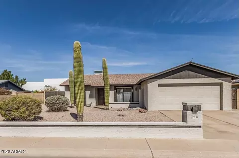 918 W Marlboro Cir, Chandler, AZ 85225