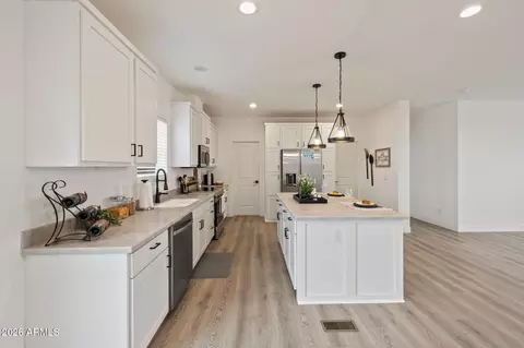 1437 E Whirlpool Dr, Paulden, AZ 86334 photo 4