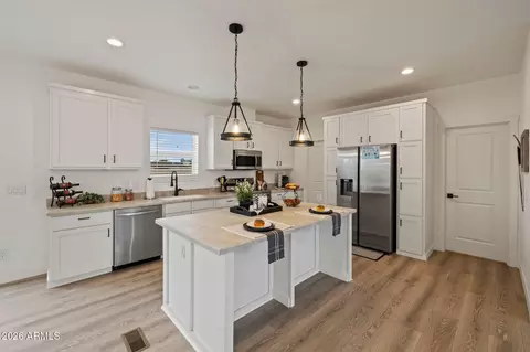 1437 E Whirlpool Dr, Paulden, AZ 86334 photo 5