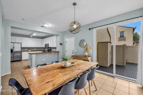 849 S Henry Ln, Gilbert, AZ 85296 photo 8