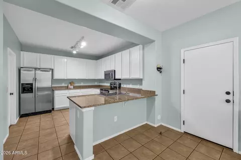 849 S Henry Ln, Gilbert, AZ 85296 photo 10