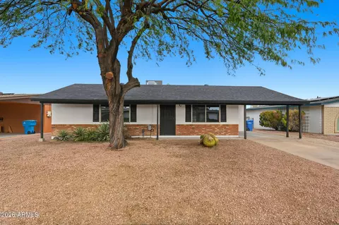 2134 E Beck Ln, Phoenix, AZ 85022