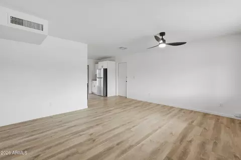 Living - 2134 E Beck Ln, Phoenix, AZ 85022 photo 2 of 4