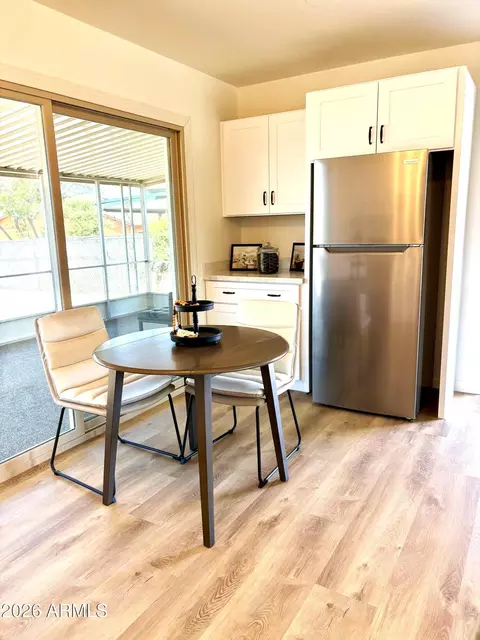 Kitchen - 2134 E Beck Ln, Phoenix, AZ 85022 photo 1 of 6
