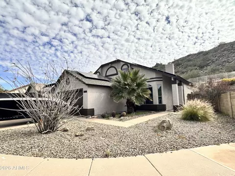 1711 E Behrend Dr, Phoenix, AZ 85024