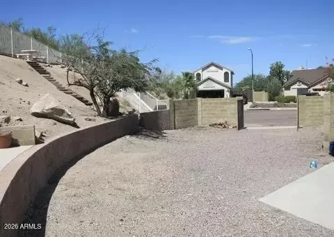 1711 E Behrend Dr, Phoenix, AZ 85024 photo 5