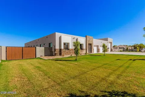 6521 N Citrus Rd, Waddell, AZ 85355