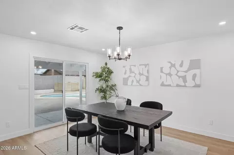 Dining - 3402 E Dahlia Dr, Phoenix, AZ 85032 photo 1 of 2