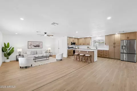 Living - 3402 E Dahlia Dr, Phoenix, AZ 85032 photo 2 of 2